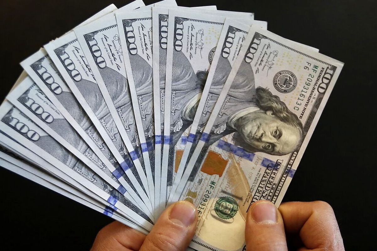 بازگشت قیمت دلار به کانال ۵۰ هزار تومانی