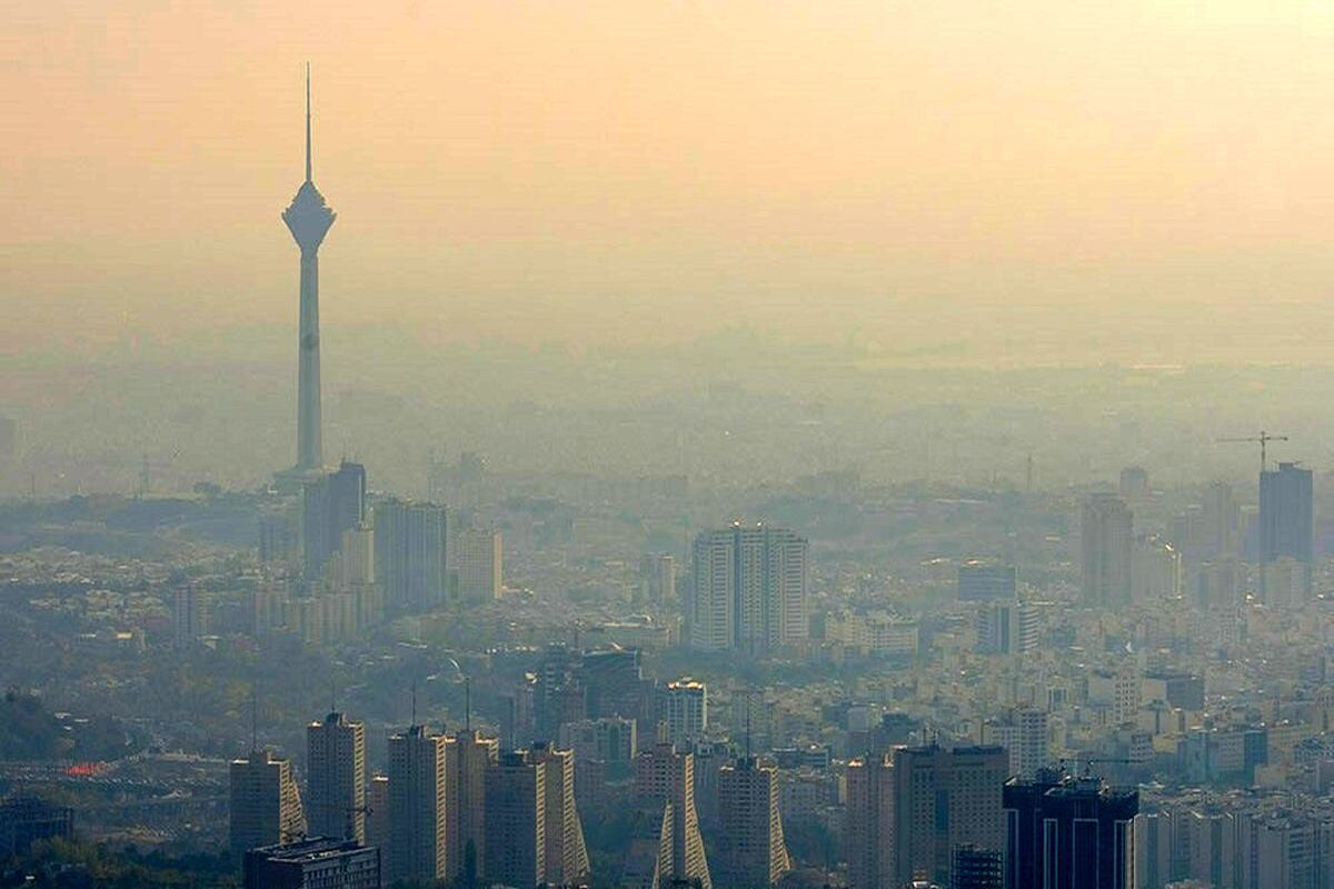 هوای تهران در مرز آلودگی است | شاخص ذرات معلق چند شد؟