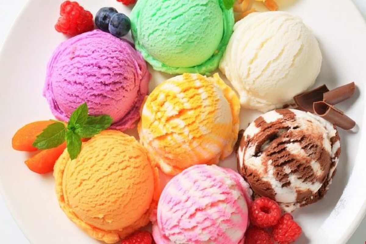 طرز تهیه بستنی میوه‌ای | بستنی خانگی خوشمزه با میوه تابستانی