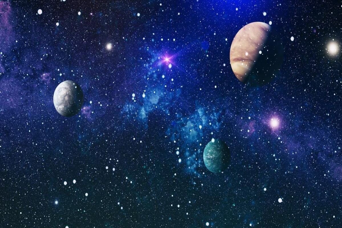 ساعات نحس و سعد امروز ۵ آذر ۱۴۰۳ | قمر در عقرب چه زمانی است؟