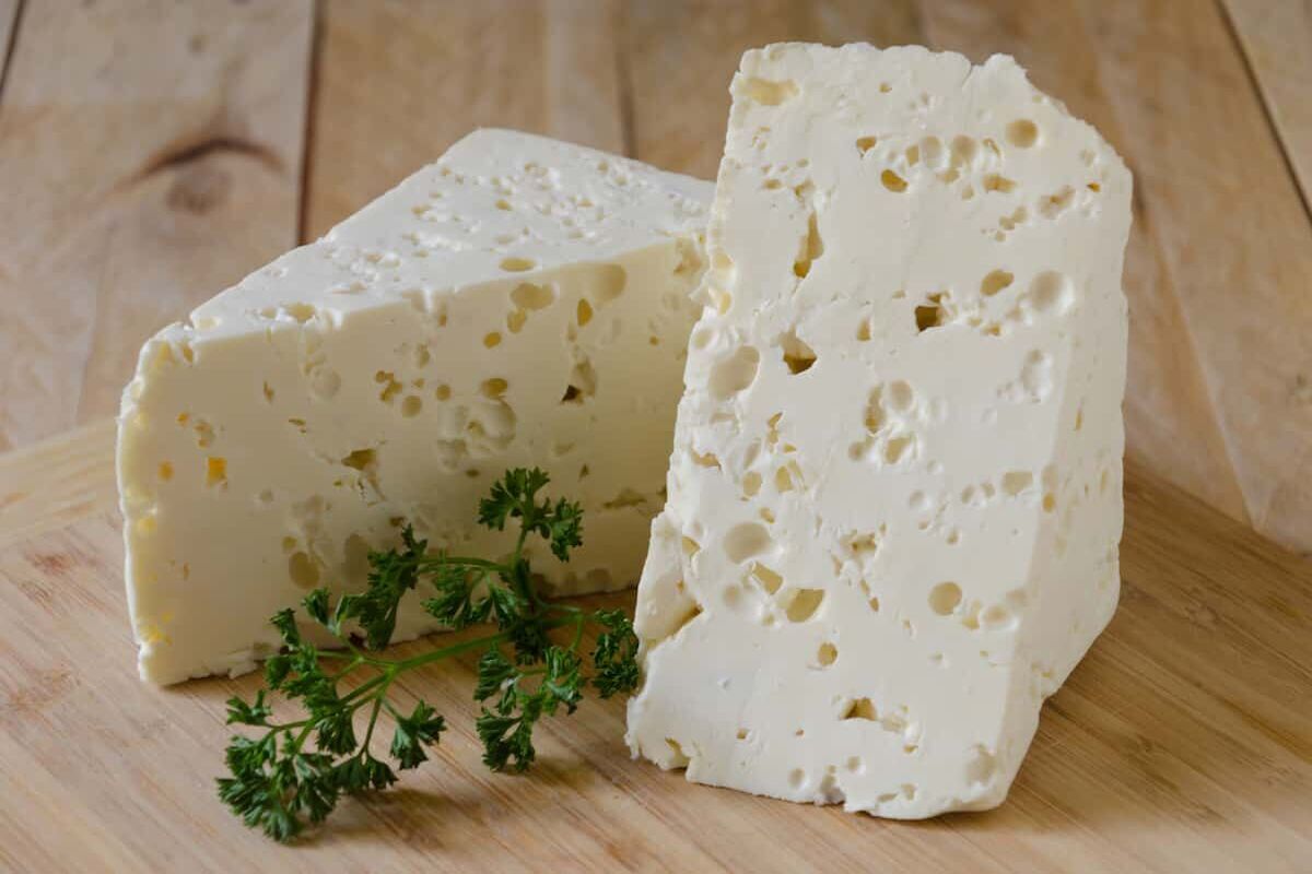 طرز نگهداری از پنیر | علت شل شدن پنیر محلی چیست؟