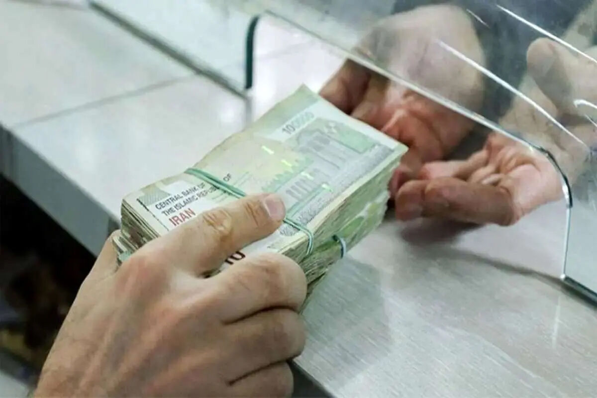 از کدام بانک وام ۳۰۰ میلیون تومانی بدون ضامن می‌توان گرفت؟