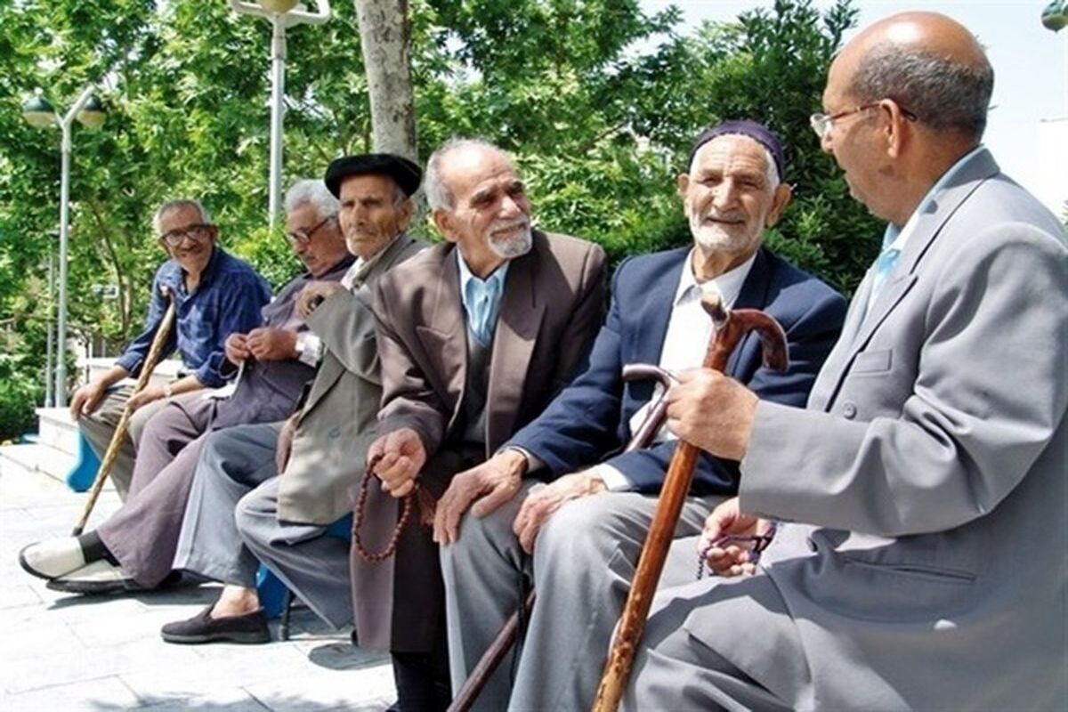 خبر مهم برای بازنشستگان | معوقات بازنشستگان با حقوق مرداد پرداخت می‌شود؟