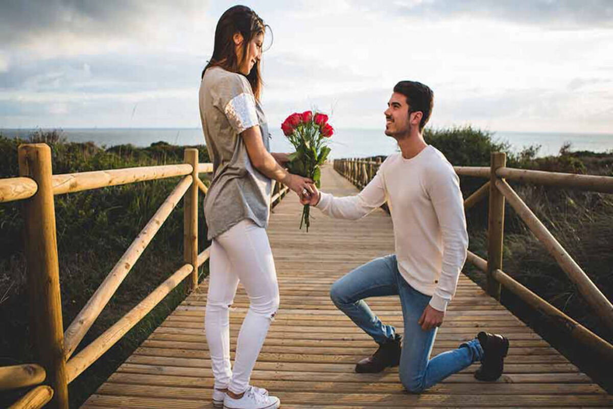 چگونه فردی را عاشق خود کنیم؟ ۱۱ کاری که باید انجام دهید