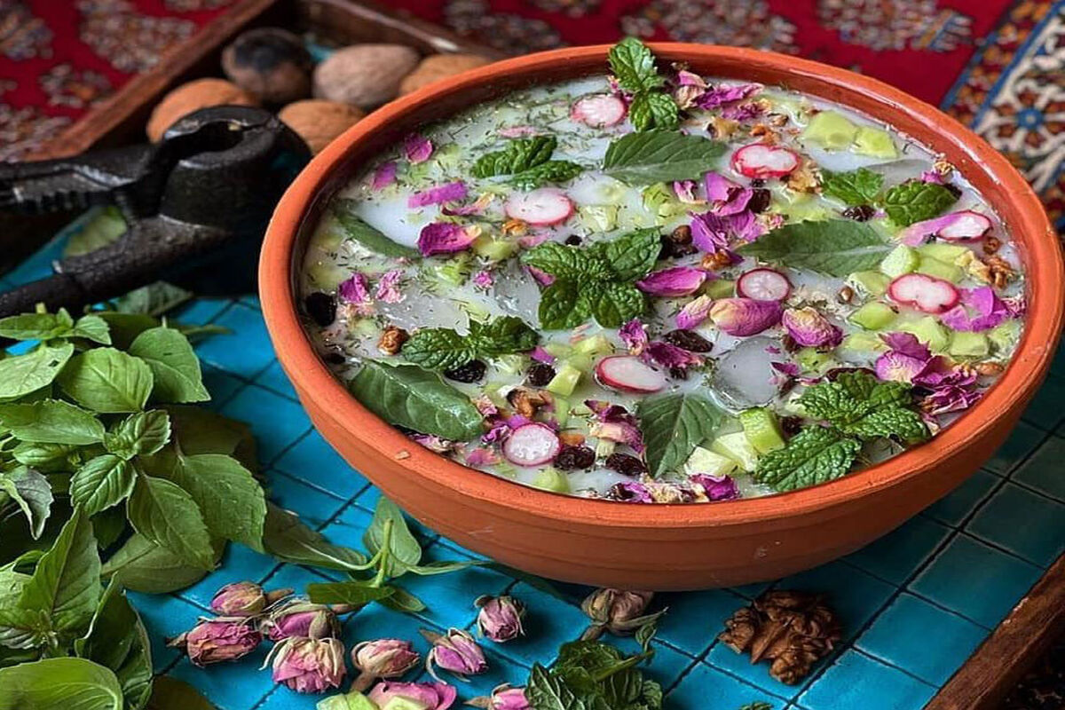 آب دوغ خیار هم لاکچری شد / قیمت آب دوغ خیار چند؟