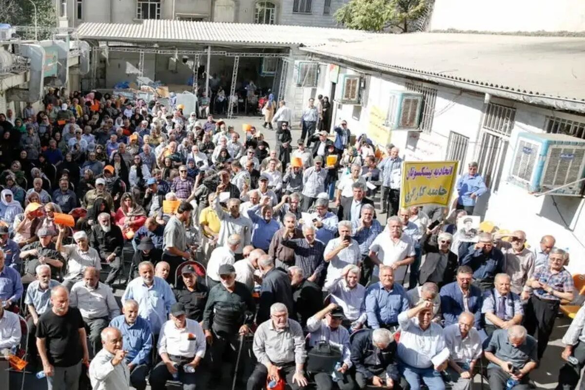 خبر مهم تأمین اجتماعی درباره حقوق بازنشستگان / افشاگری مدیر تأمین اجتماعی از پشت‌پرده منابع پرداخت حقوق ۵ میلیون و ۲۰۰ هزار بازنشسته