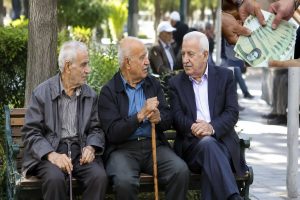 سورپرایز جدید وزارت کار برای بازنشستگان | برنامه‌های جدید وزارت کار با بسته های حمایتی رفاهی جدید برای بازنشستگان