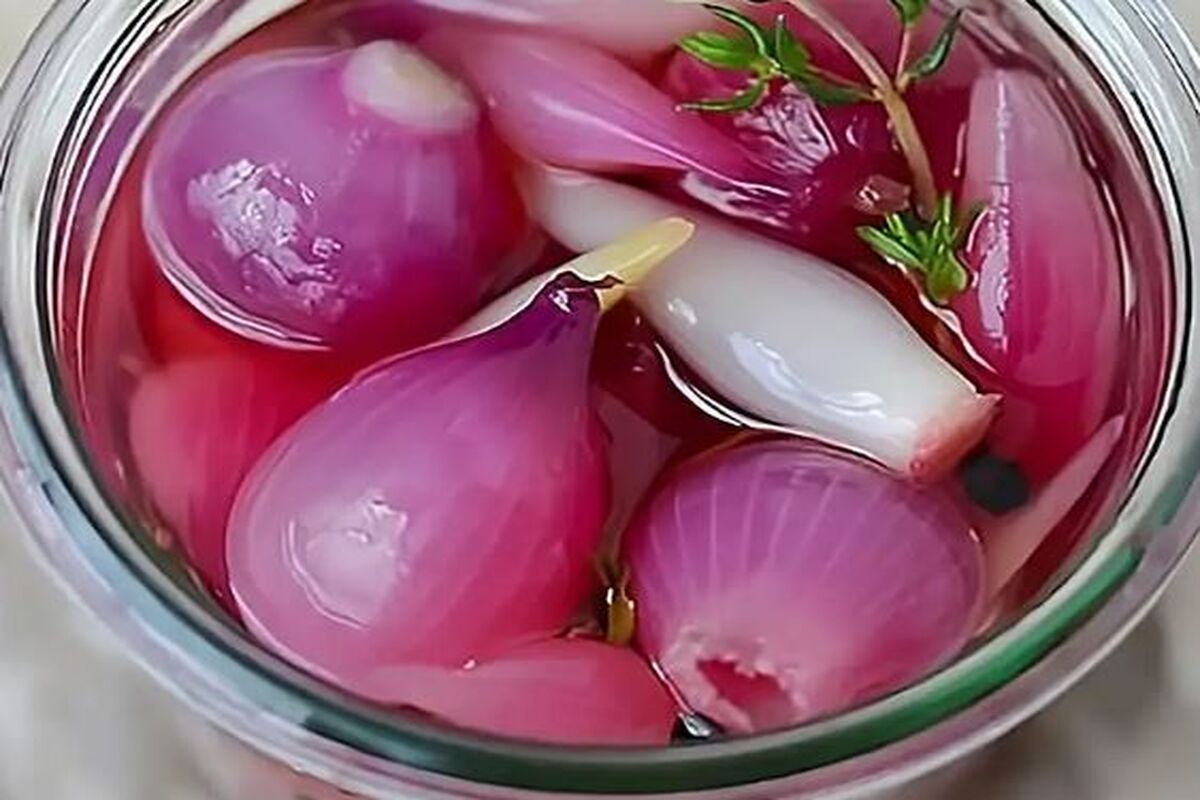 محافظت در برابر آلودگی هوا و تقویت سیستم ایمنی بدن با ترشی پیاز