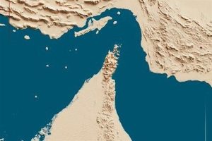 UKMTO: اصابت پرتابه‌ای ناشناخته به نفتکش در تنگه هرمز