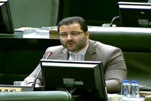 اسلام‌دوست: ترمیم قدرت خرید بازنشستگان و حقوق‌بگیران ضرورت دارد