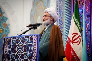 امام جمعه رشت: فشار نظامی و اقتصادی آمریکا ملت ایران را به عقب‌نشینی وادار نمی‌کند