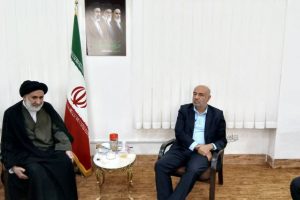 امام جمعه شهرکرد خواستار واگذاری اختیار پرداخت وام‌های کوچک و متوسط به استان‌ها شد