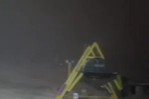 بارش برف امشب در ایستگاه هفت توچال