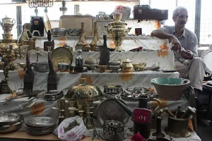 جمعه‌بازار پروانه از اول آبان در پارکینگ طبقاتی حافظ برپا می‌شود