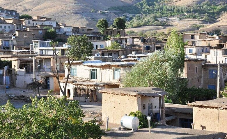 حدود نیمی از خانه های برخی روستاهای کرمانشاه معماری اصیل را از دست داده اند