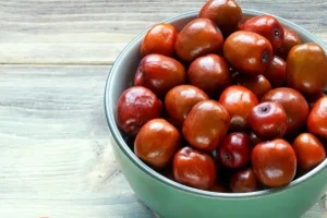 خواص عناب برای زنان و مردان؛ فواید، ارزش غذایی و عوارض احتمالی