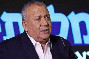 دیدار آیزنکوت و لاپید برای بررسی امکان تشکیل کابینه جدید
