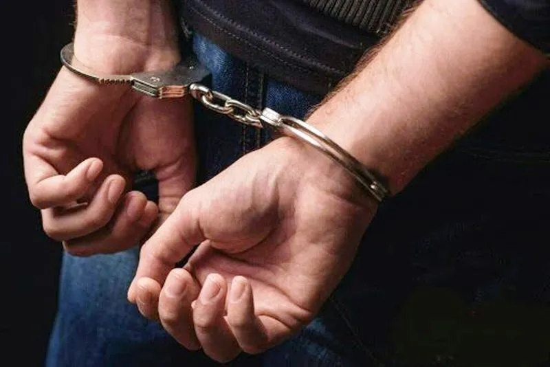 سرکرده باند قاچاق سوخت در میناب به ۴۰۰ میلیارد ریال جریمه محکوم شد