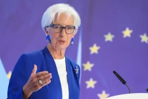 شمارش معکوس برای خداحافظی زودهنگام رئیس بانک مرکزی اروپا