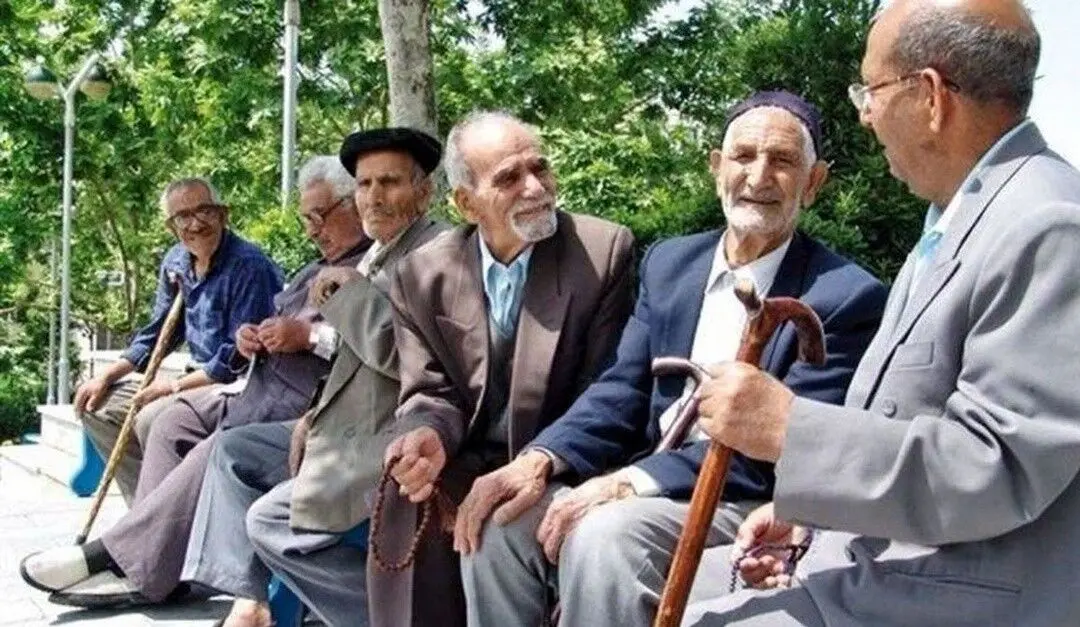 طرح تأمین رفاه امکان خرید بازنشستگان را ۱۰ روز پیش از واریز مستمری فراهم کرد