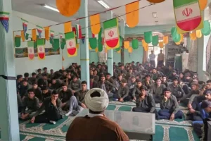 طرح قاضی مدرسه با محور پیشگیری از آسیب‌های اجتماعی در بیدستان اجرا شد