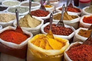 قیمت زردچوبه از کیلویی ۲۰۰ تا ۳۰۰ هزار به ۷۰۰ تا ۸۰۰ هزار تومان رسید