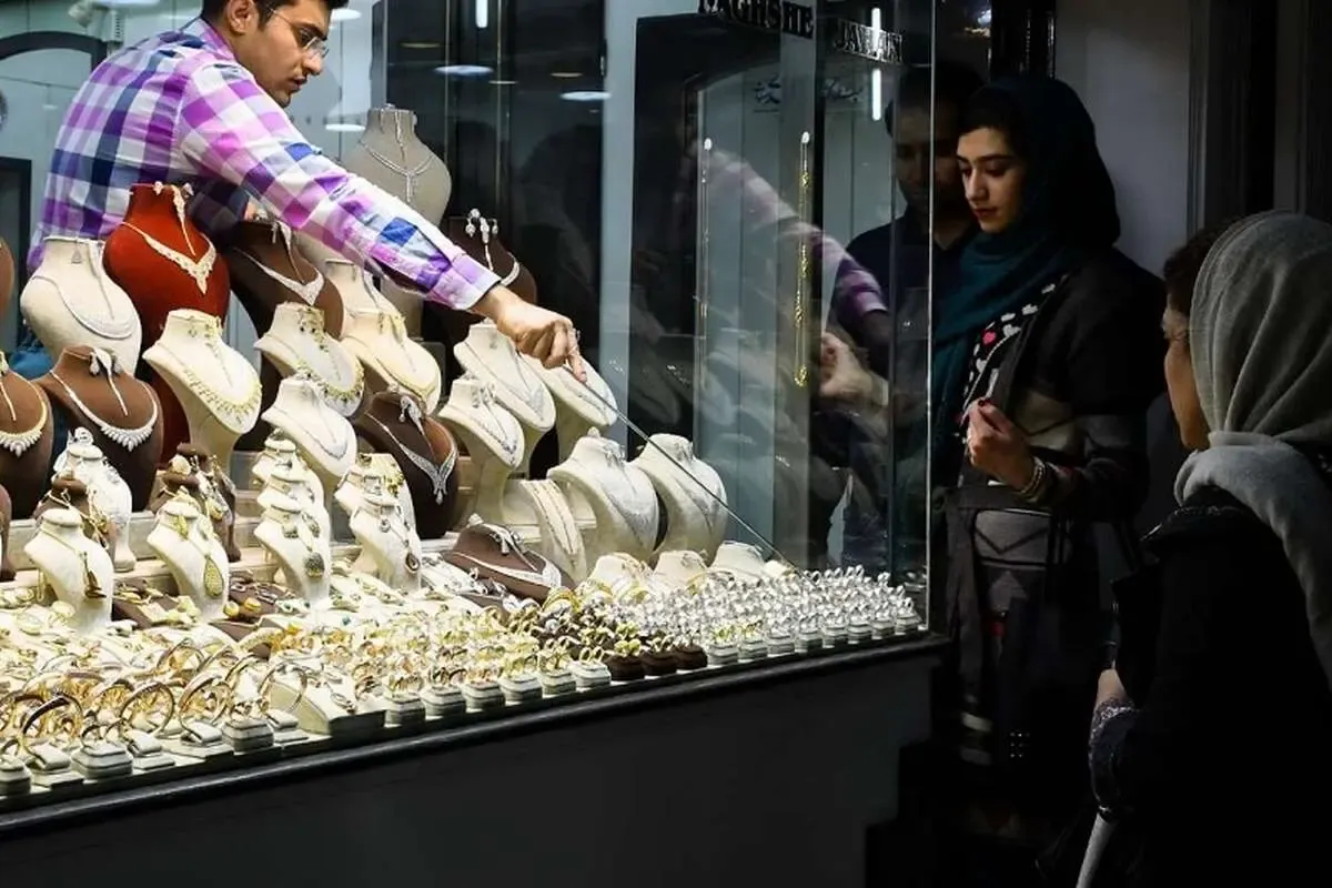 قیمت طلا ۱۸ عیار امروز یکشنبه ۲۶ مهر ۱۴۰۵