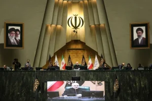 مجازات ورود یا اقامت غیرمجاز اتباع خارجی در قلمرو ایران