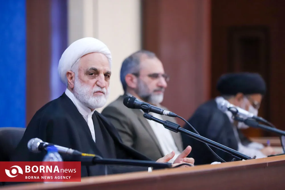 محسنی اژه ای در جلسه محاکمه چند متهم پرونده تراستی ها حضور یافت