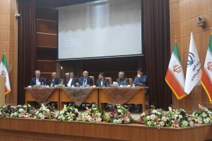 میدری: حل مسائل استان‌ها به وفاق و استفاده از ظرفیت‌های محلی نیاز دارد