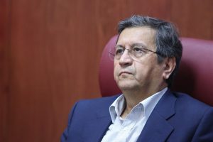 همتی: ذخایر ارزی ایران برای تامین واردات تا پایان دوره ریاست‌جمهوری ترامپ کافی است