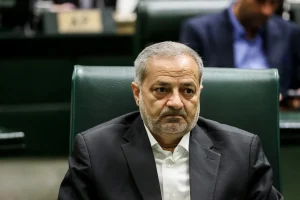 وزیر آموزش‌وپرورش: آموزش در شرایط بحرانی تعطیل نمی‌شود