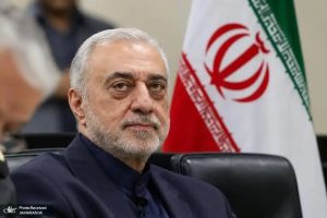 وزیر دفاع: فعالیت وزارتخانه و پیگیری نیازهای نیروهای مسلح بدون وقفه ادامه می‌یابد
