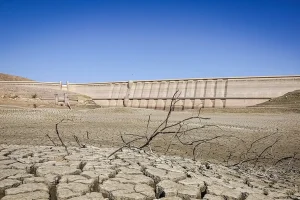 وضعیت منابع آبی استان مرکزی بحرانی است