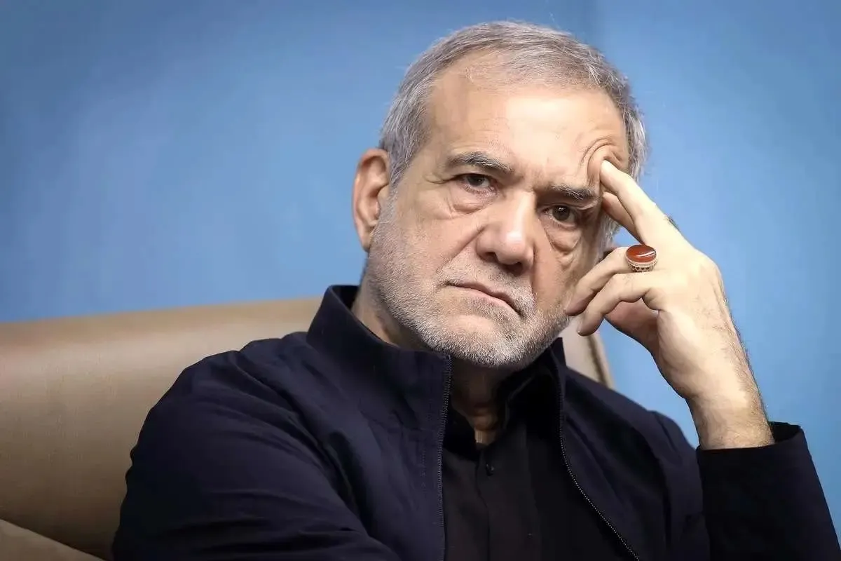 پزشکیان باید آن قدر قوی باشیم که کسی به خاک و هویت ایران طمع نکند