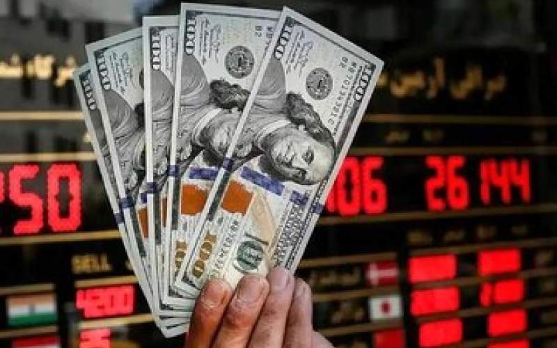 پیش بینی عبور دلار از ۳۰۰ هزار تومان